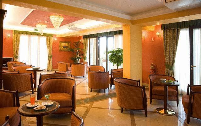 Agostiniana Hotel Santa Teresa Di Riva Ngoại thất bức ảnh